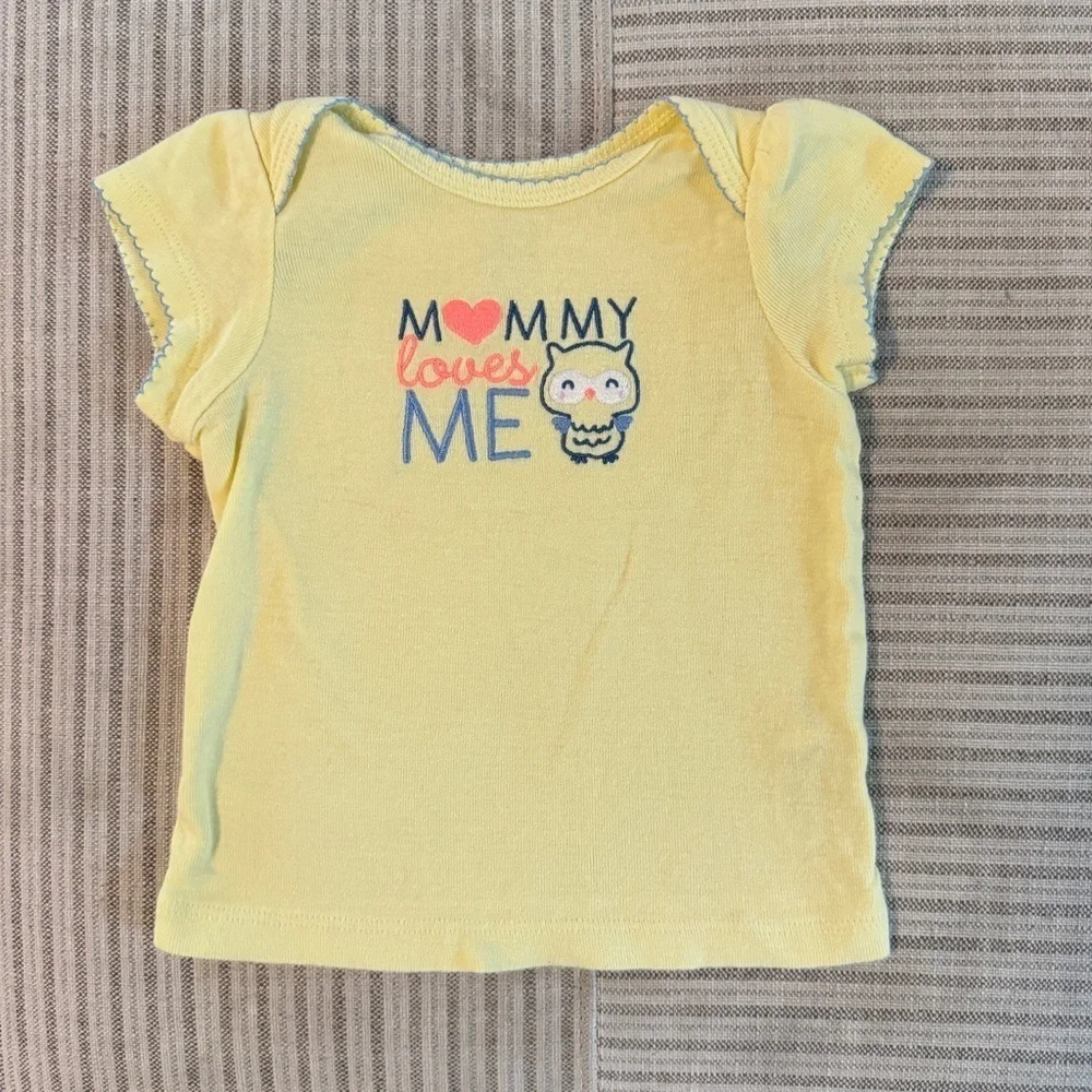 Mommy Loves Me Yellow Short Sleeve Top